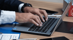 Wsparcie mieszkaniowe i ochrona lokatorów